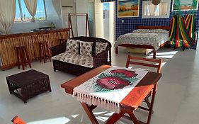 Flat com Varanda e Vista Mar